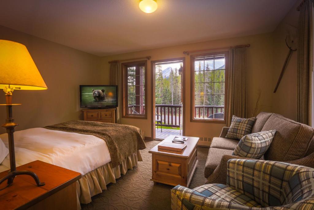 Galeriebild der Unterkunft Paradise Lodge and Bungalows in Lake Louise