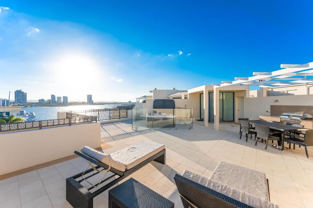 Imperial Hotel Gold Coast - Resim 34