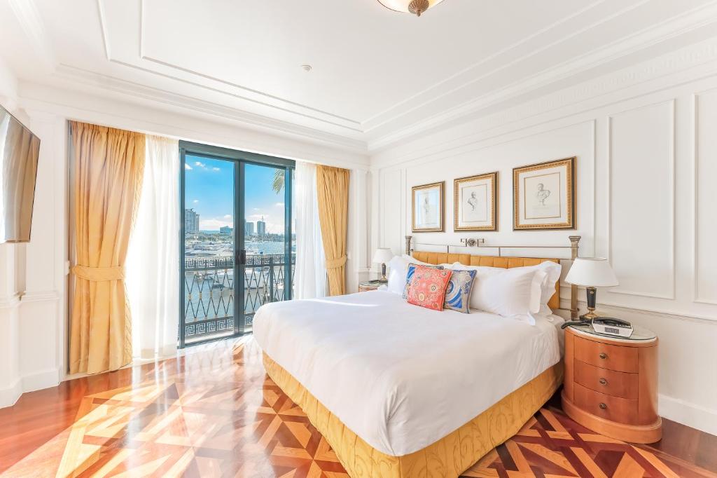 Imperial Hotel Gold Coast - Resim 2