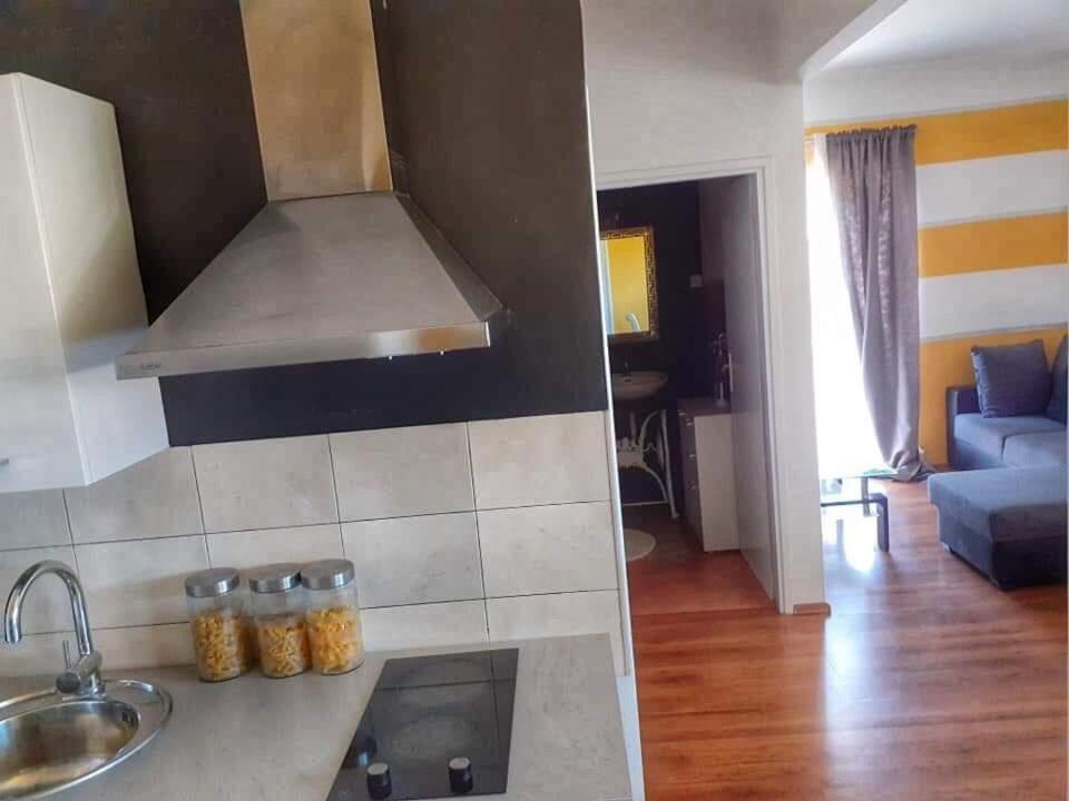 Kuchyň nebo kuchyňský kout v ubytování Apartments Esperanza