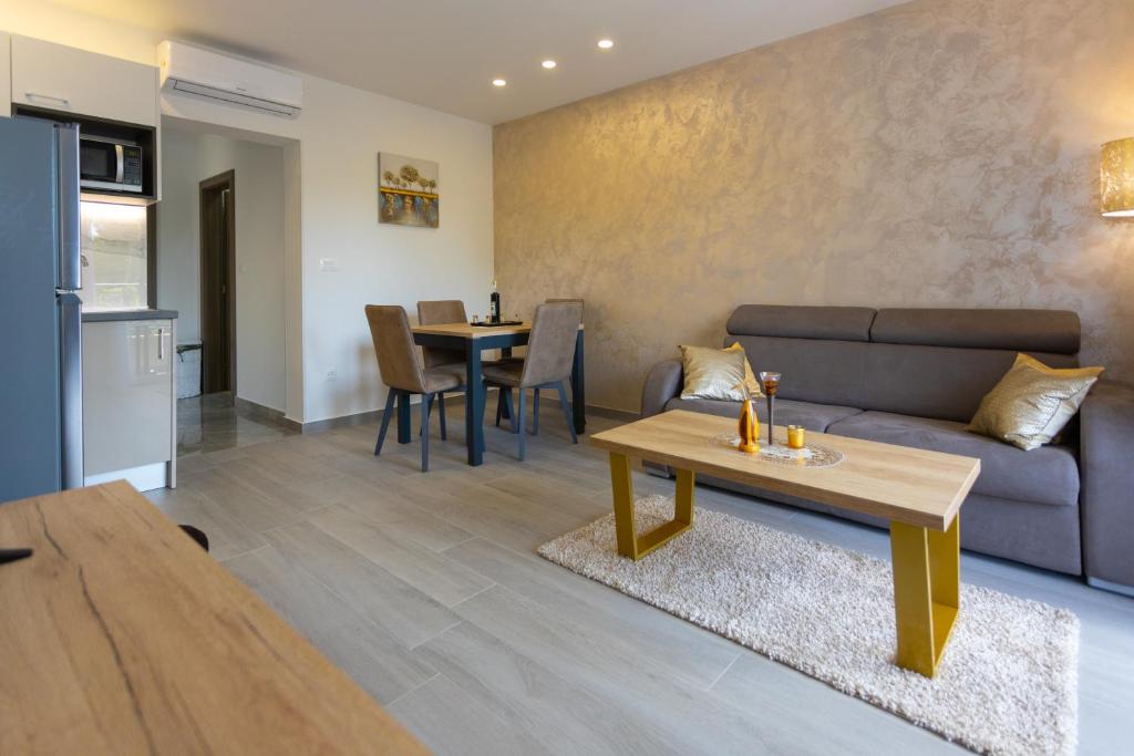Kuchyň nebo kuchyňský kout v ubytování Apartments Vicin
