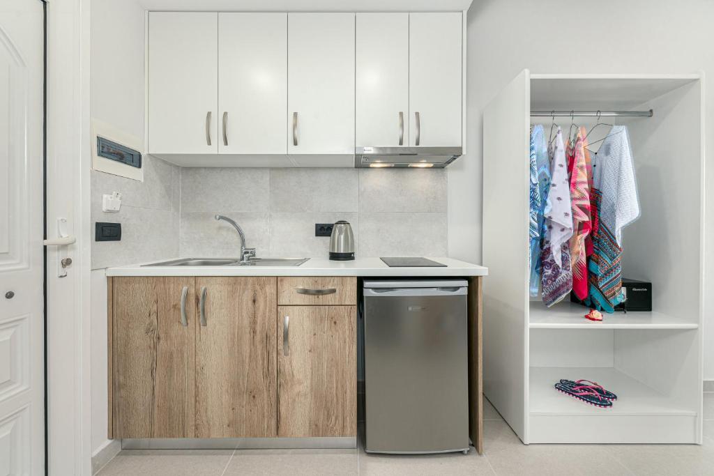 Breeze Luxury Rooms - 10