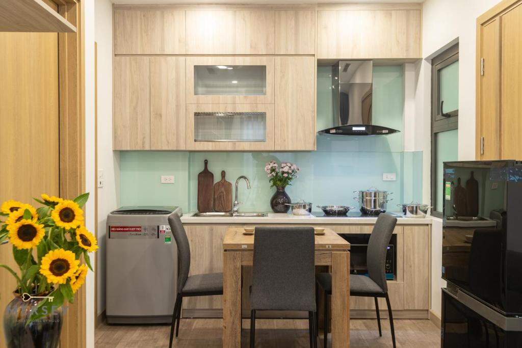 Kuchyň nebo kuchyňský kout v ubytování Mersey Central Hanoi Apart'Hotel