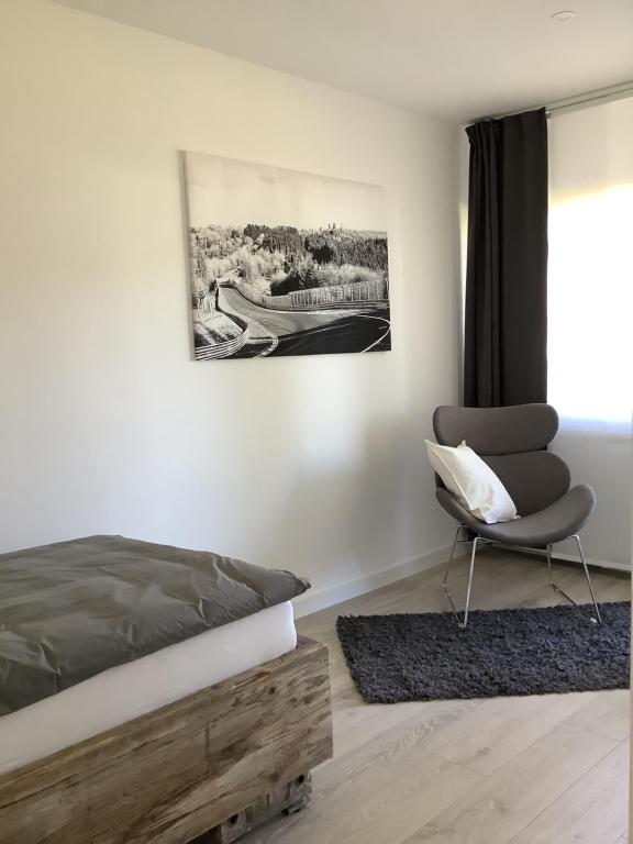 Pension N-Ring - Habitación Individual Con Balcón