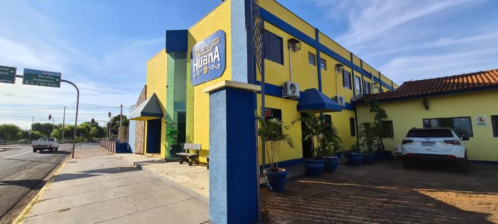  Huana Hotel