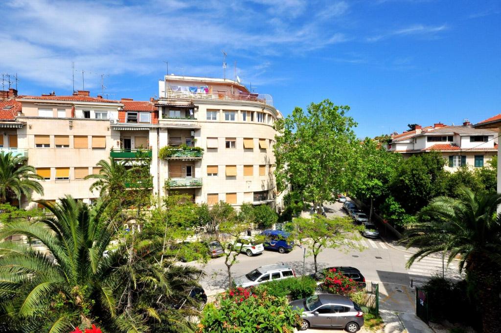 Budova, v ktorej sa apartmán nachádza