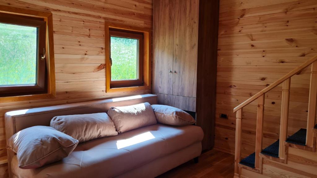 Gambar di galeri bagi Livaditsa Kremna di Kremna