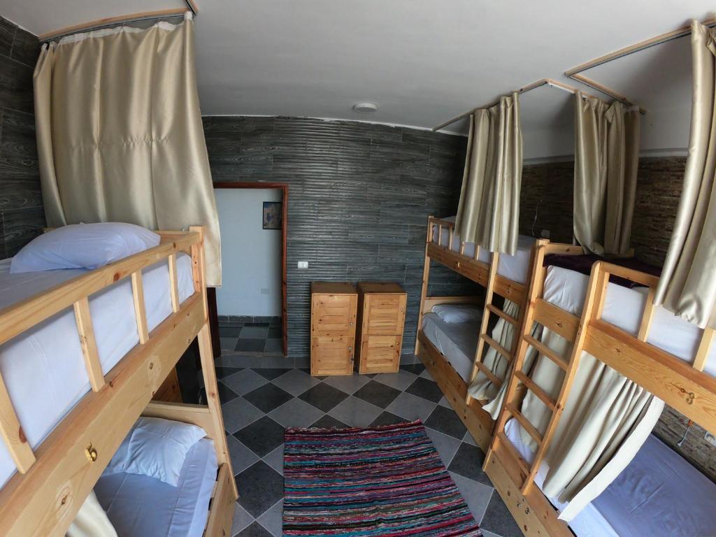 Postel nebo postele na pokoji v ubytování My Hostel in Dahab - Dive center