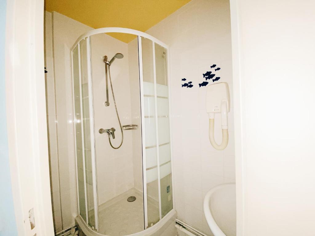 Hotel Bellevue Montmartre - Resim 41