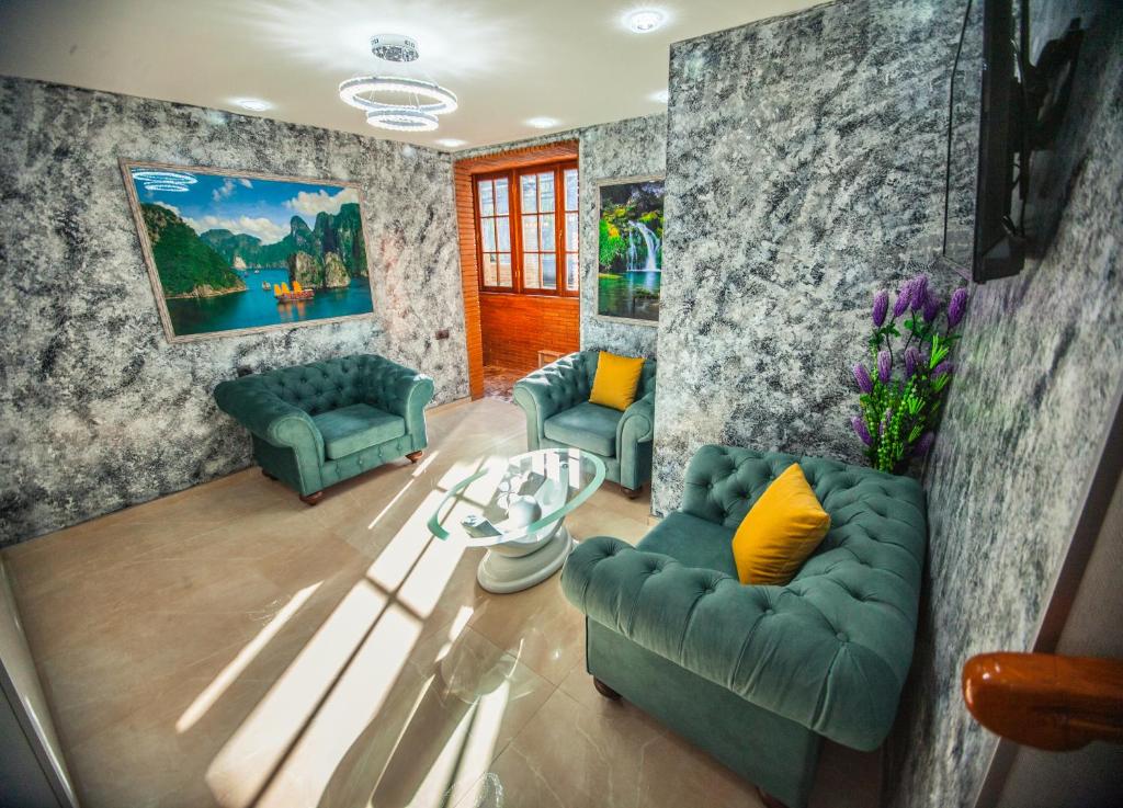 Posezení v ubytování MUSMORE Boutique Hotel