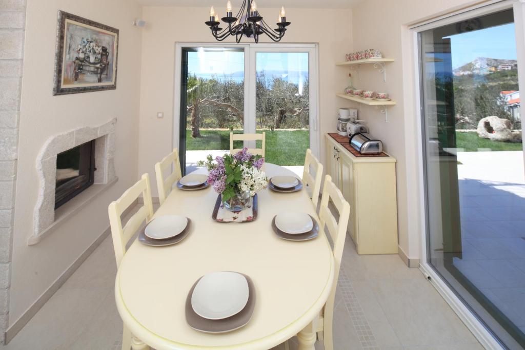 Fotografia z galérie ubytovania Villa Filip Spa & Relax Makarska v destinácii Makarska