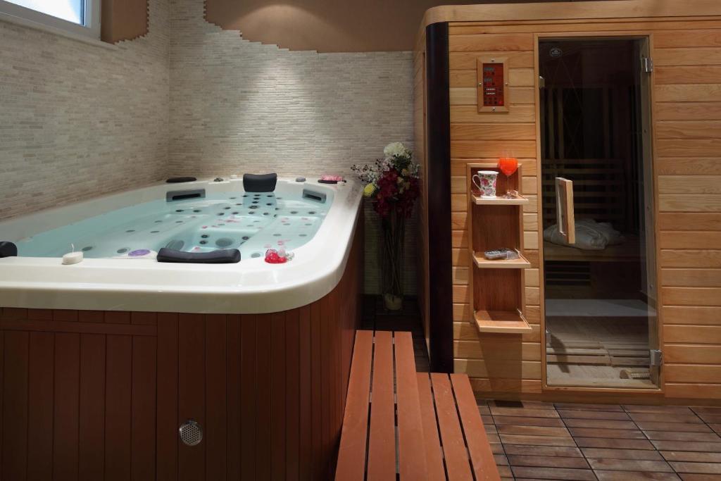 Fotografia z galérie ubytovania Villa Filip Spa & Relax Makarska v destinácii Makarska