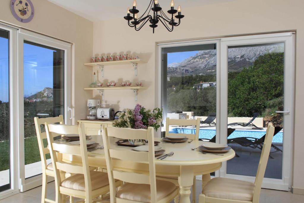 Fotografia z galérie ubytovania Villa Filip Spa & Relax Makarska v destinácii Makarska