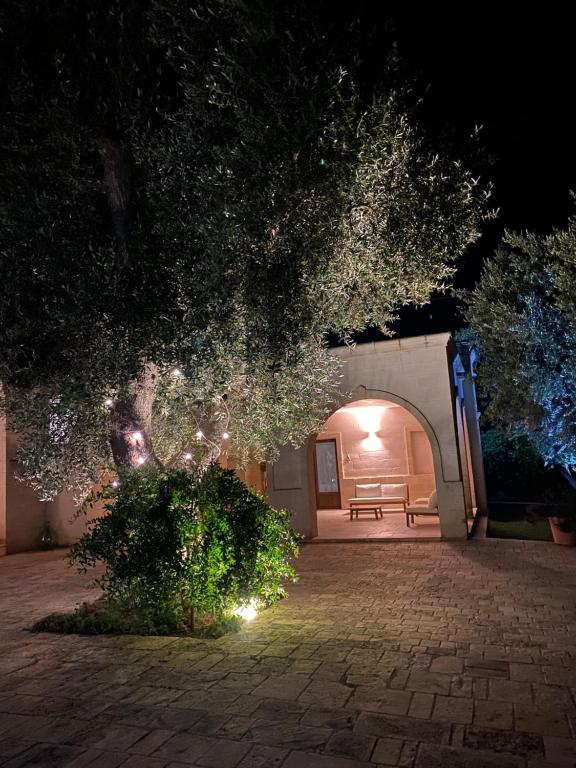 A garden outside Sweet Home Suite