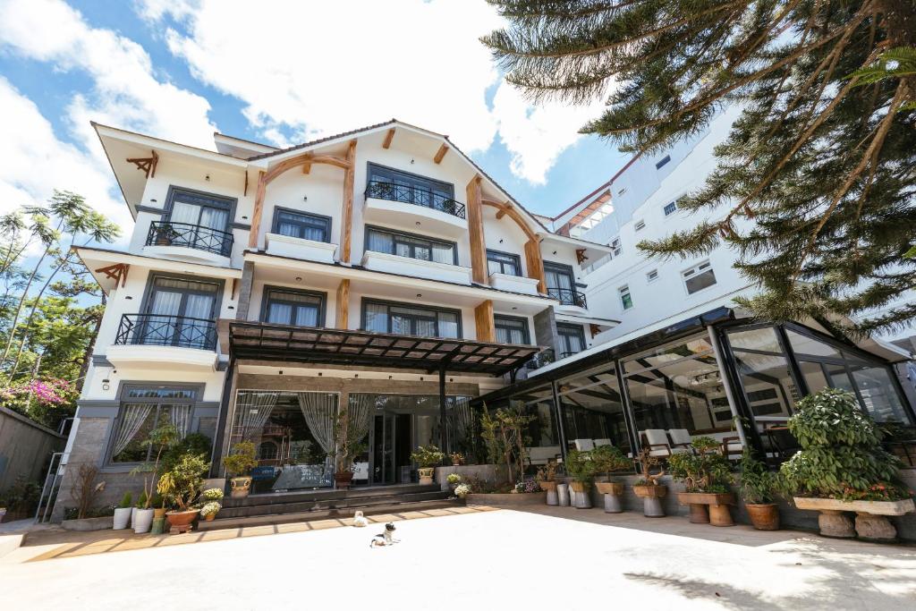Budova, kde se hotel nachází