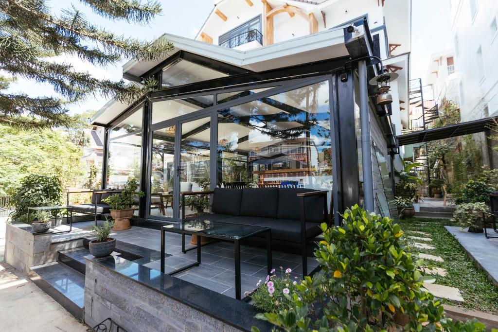 Zahrada ubytování Minh Chi Hotel