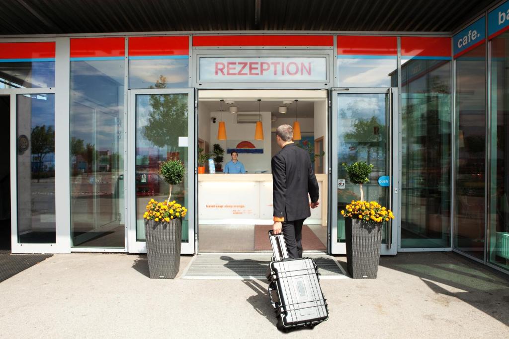 Hosté ubytování Orange Wings Wiener Neustadt