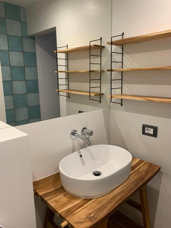 Kúpeľňa v ubytovaní Appartamento Porto Rotondo Rudargia