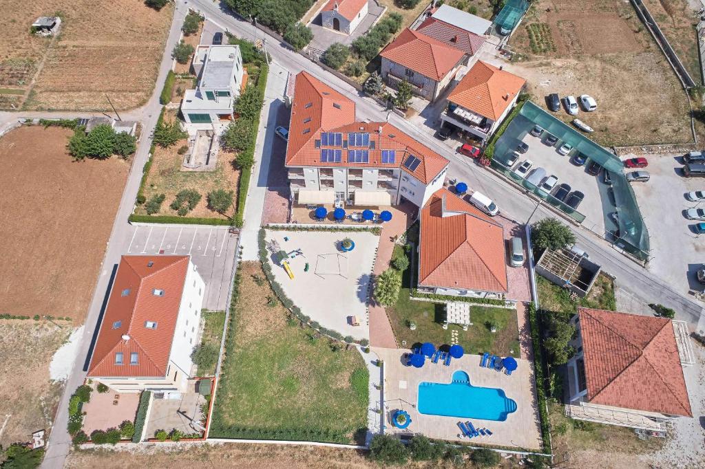 Fotografie z fotogalerie ubytování Porto Samaria holiday resort v Trogiru