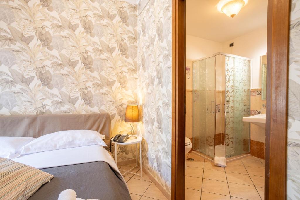 Koupelna v ubytování Locanda Da Otello