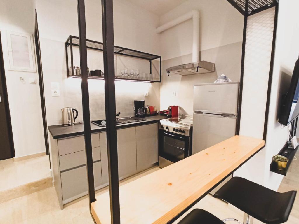 Sunlight - Volos City Center [Spacious Modern Apartments] - Apartamento De Un Dormitorio