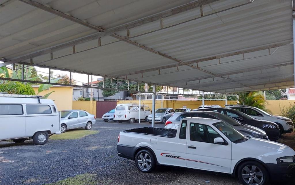  Unibarão Hotel