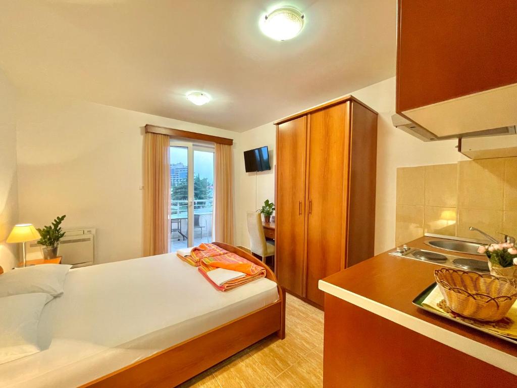 Apartments Boreta Becici - 9