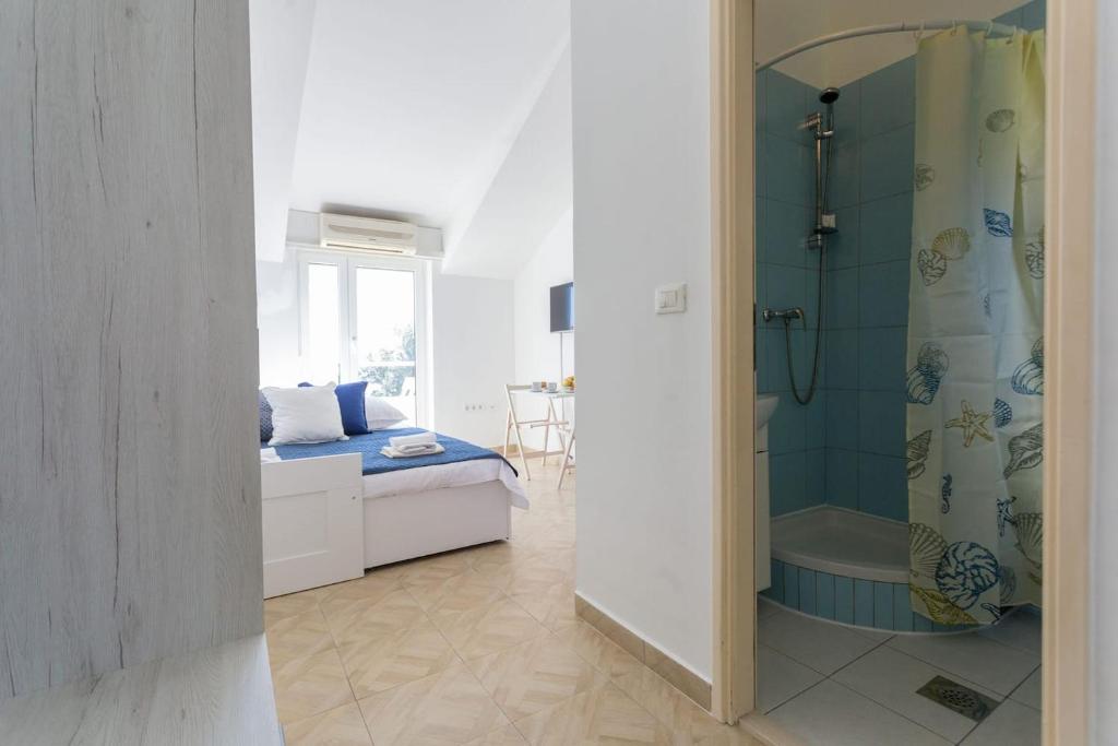 Koupelna v ubytování Studio Apartman Blue View
