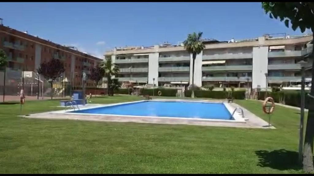 Riu - Apartamento en primera línea de mar con piscina ...