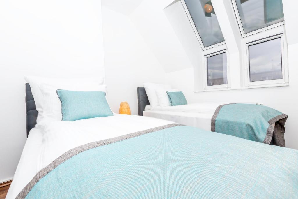 Simtown Suite Apartments - 16