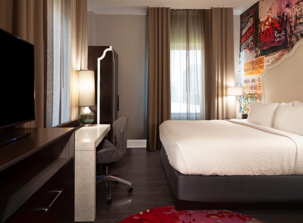 Hotel Indigo Atlanta Midtown by IHG - Standard King Room With City View