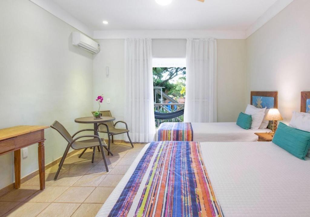  Hotel Mil Flores
