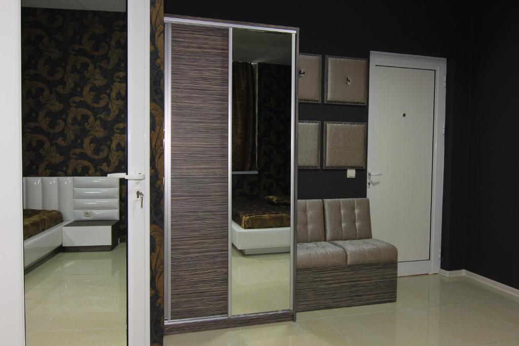 Posezení v ubytování Bedroom Place Guest Rooms