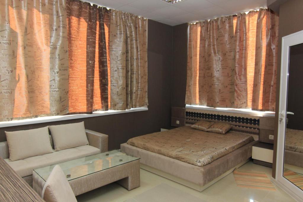 Posezení v ubytování Bedroom Place Guest Rooms
