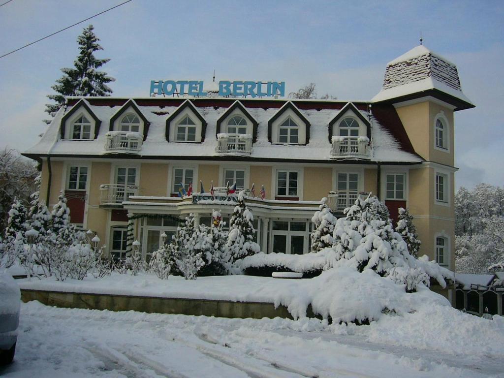 Obiekt Hotel Ferdinand zimą