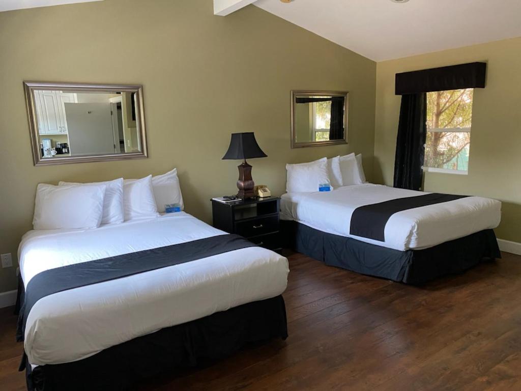 Sea Breeze Inn - Pacific Grove photo