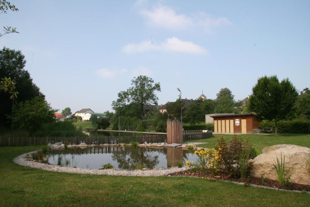 A garden outside Mitten in der Welt - GH Roither