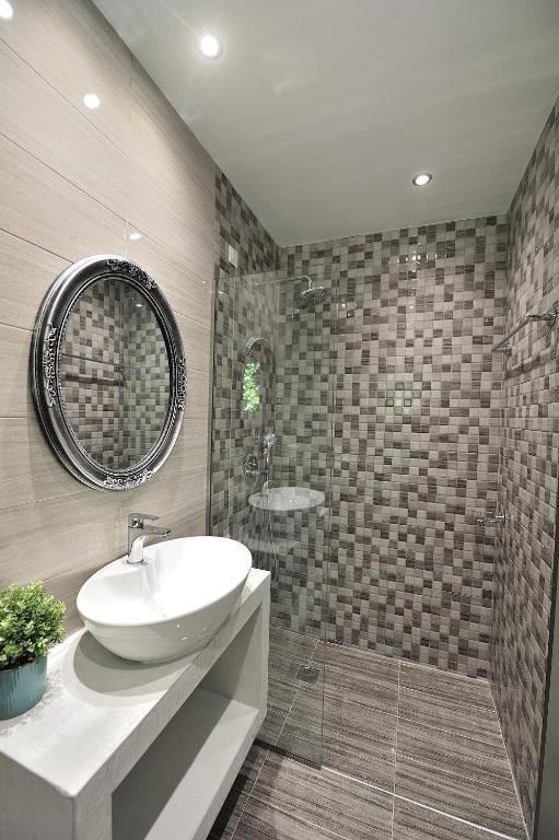 Elizabeth Studios - 6