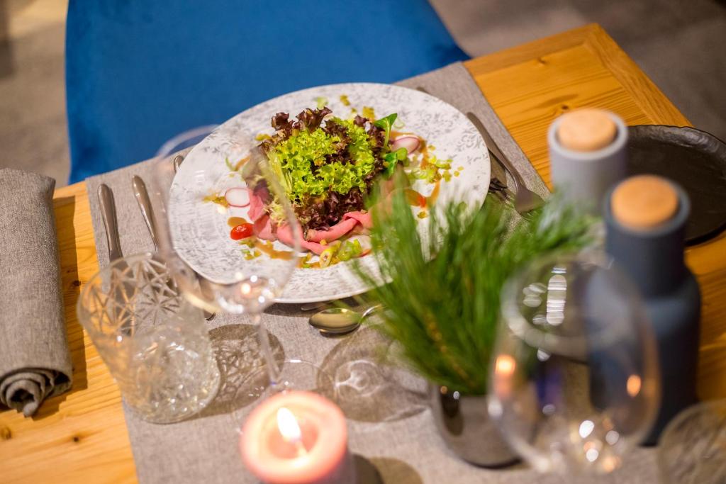 Essen im Hotel oder in der Nähe
