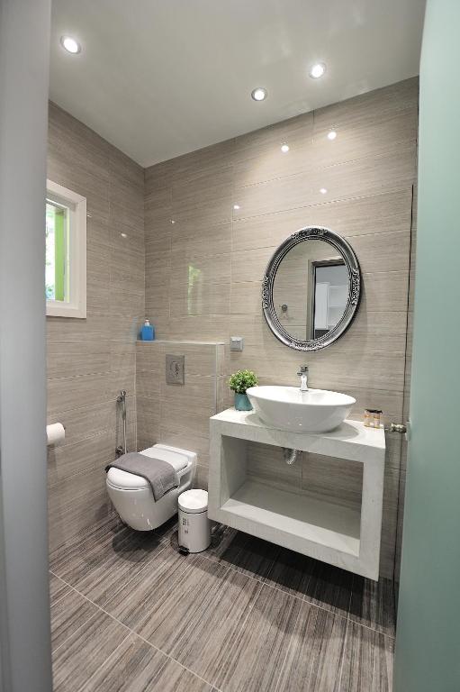 Elizabeth Studios - 1