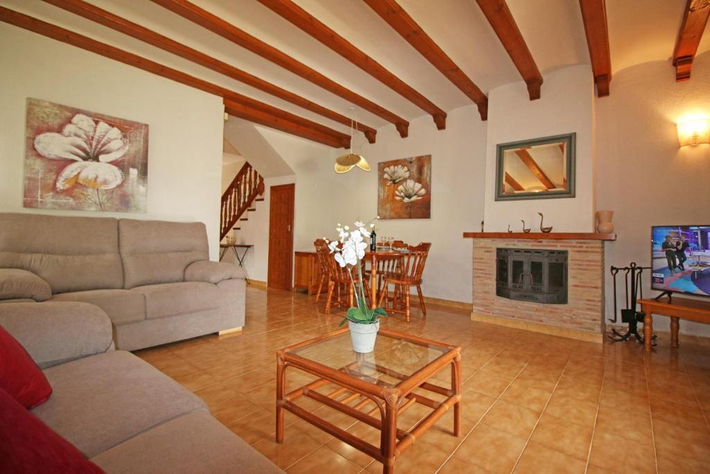 A television and/or entertainment centre at Residencial Tropicana