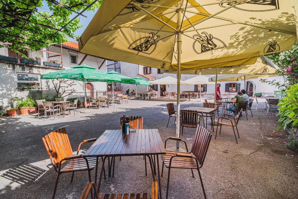 Restaurace v ubytování Guesthouse Muha