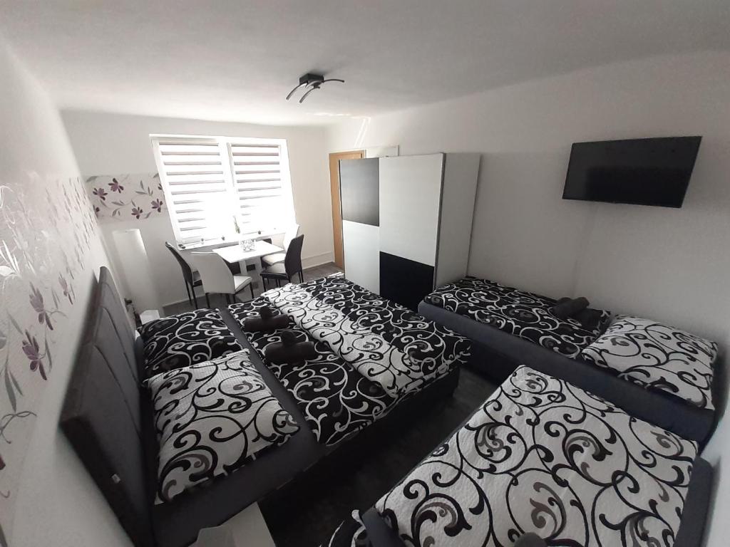 Posteľ alebo postele v izbe v ubytovaní Apartmán LauMar 3