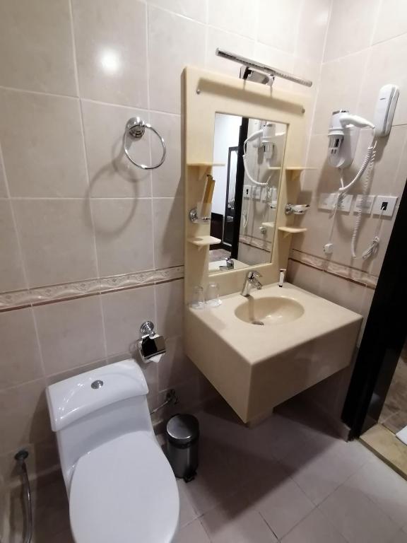 Koupelna v ubytování Al Maali Hotel Jazan