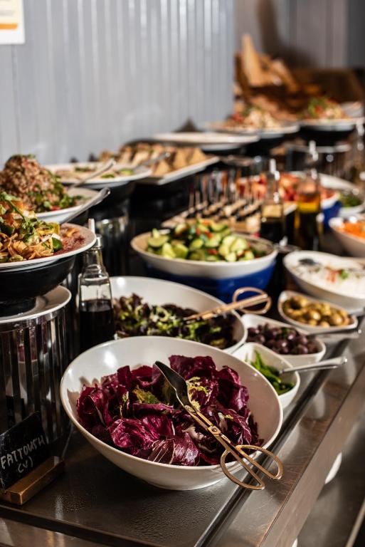 BM Beach Hotel - Resim 37