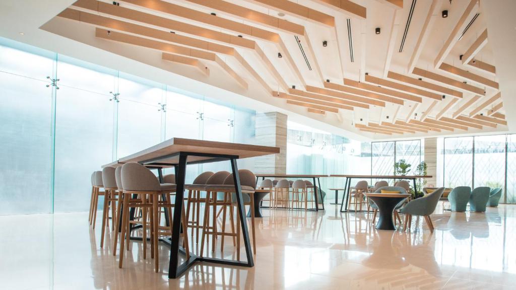 Restaurace v ubytování Holiday Inn Express Manila Newport City by IHG