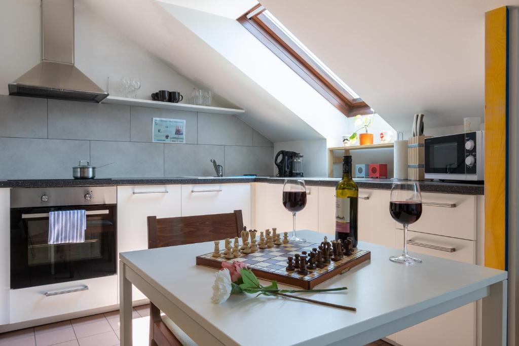 Yeshello Central Station Studio - 14