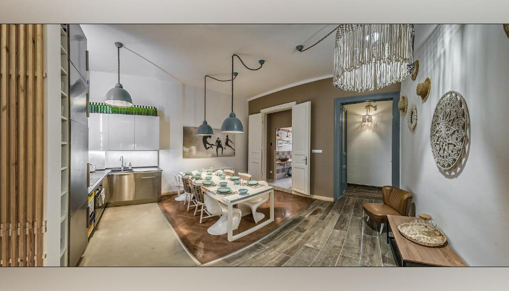 Kuchyň nebo kuchyňský kout v ubytování Boutique Suites Ráday