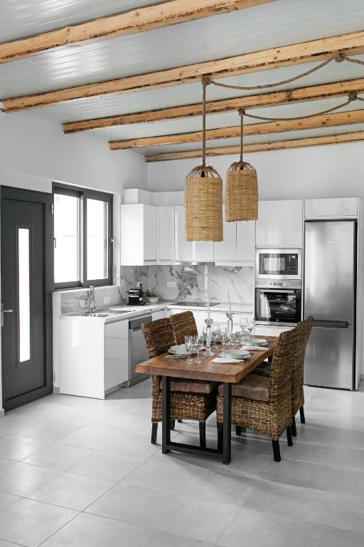 Kuchyňa alebo kuchynka v ubytovaní DASÝLIO - earthy living homes