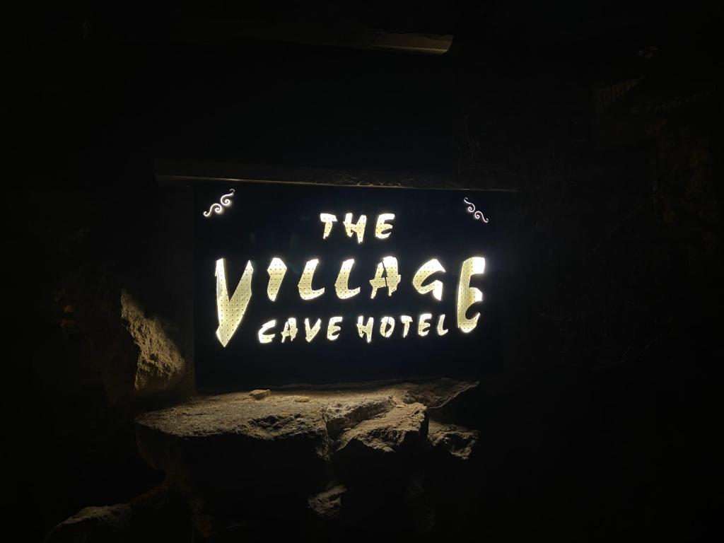 Certifikát, hodnocení, plakát nebo jiný dokument vystavený v ubytování The Village Cave Hotel